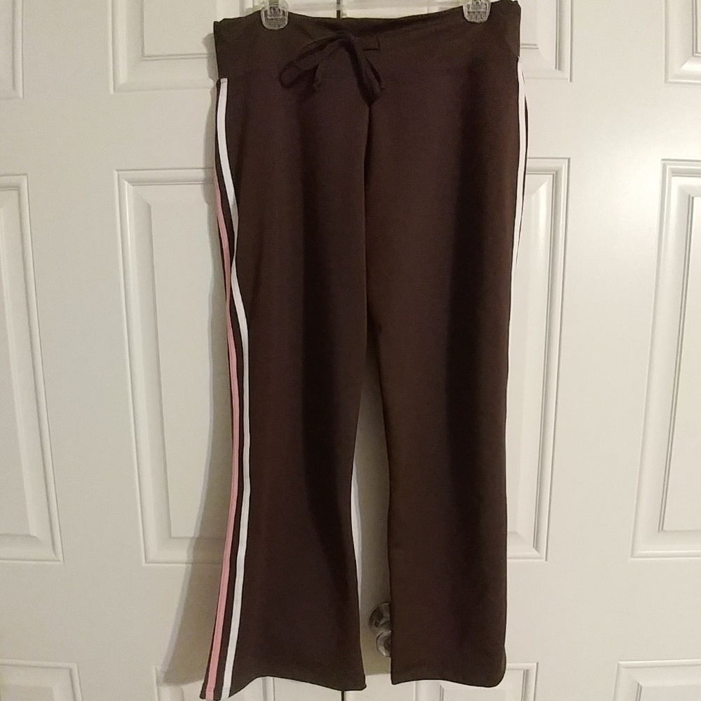 So Sporty yoga pants brown XL pink & white stripe